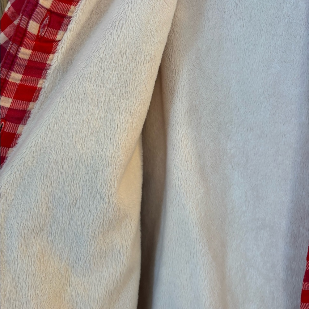 L.L.Bean fleece-lined flannel button-down shirt - Picture 4 of 10
